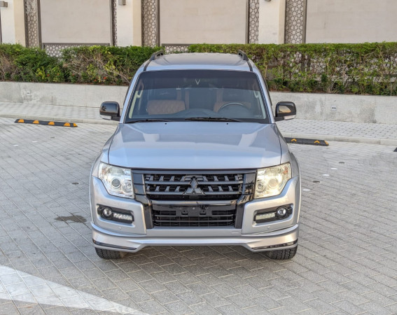 Mitsubishi Pajero 2015