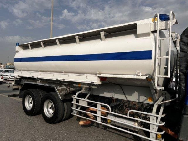 Mitsubishi Fuso 2004