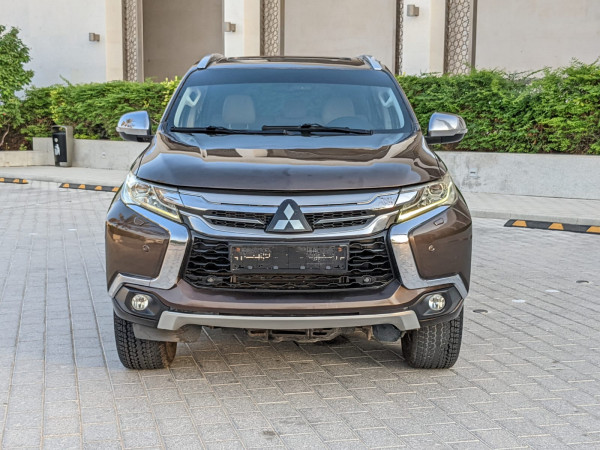 Mitsubishi Montero 2016