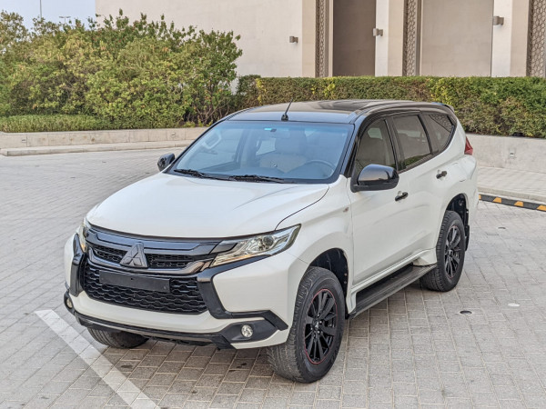 Mitsubishi Montero 2016