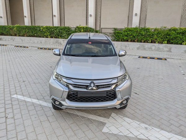 Mitsubishi Montero 2017