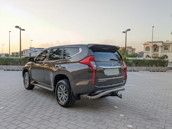 Mitsubishi Montero 2017