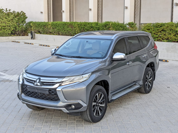 Mitsubishi Montero 2017