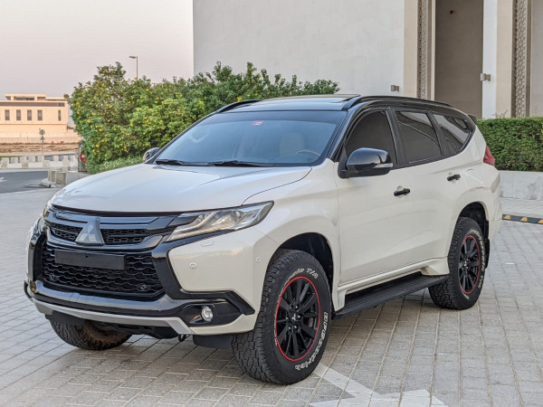 Mitsubishi Montero 2017