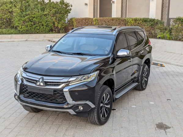 Mitsubishi Montero 2017