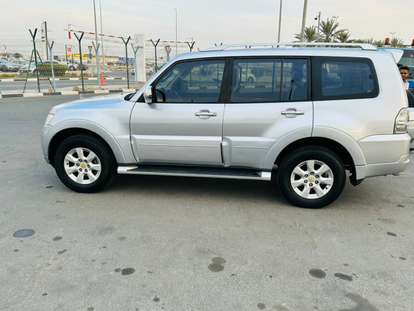 Mitsubishi Pajero 2011