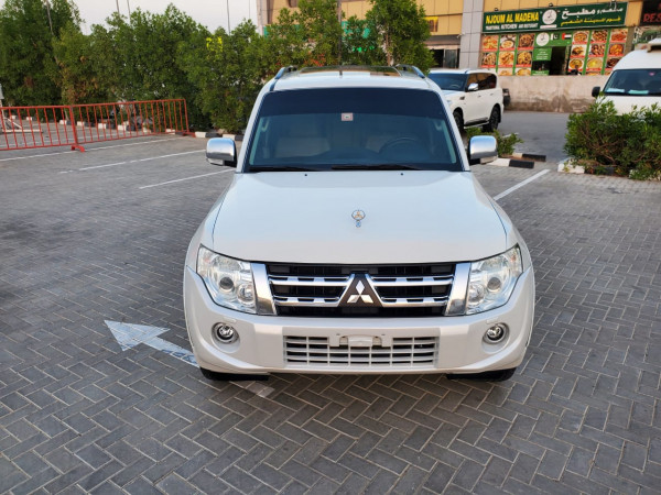 Mitsubishi Pajero 2014