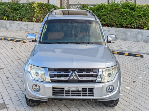 Mitsubishi Pajero 2014