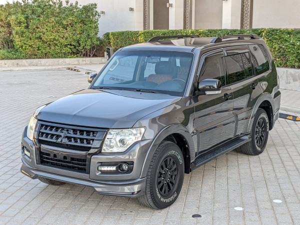 Mitsubishi Pajero 2015