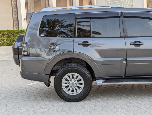 Mitsubishi Pajero 2015