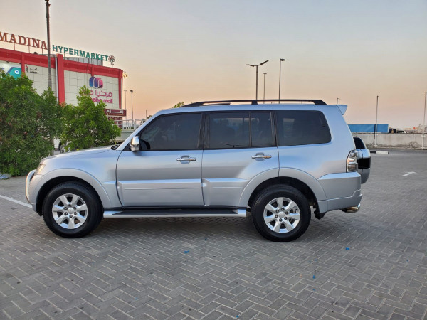 Mitsubishi Pajero 2016