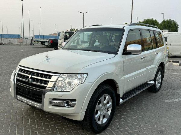 Mitsubishi Pajero 2016