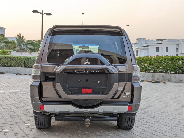 Mitsubishi Pajero 2016