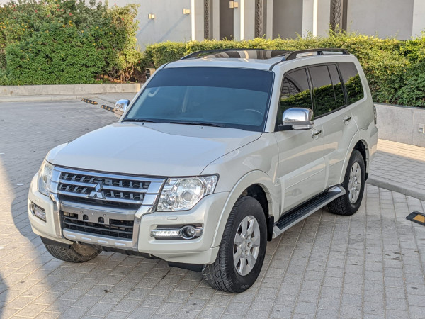 Mitsubishi Pajero 2016