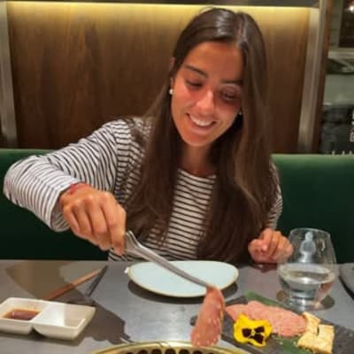 María