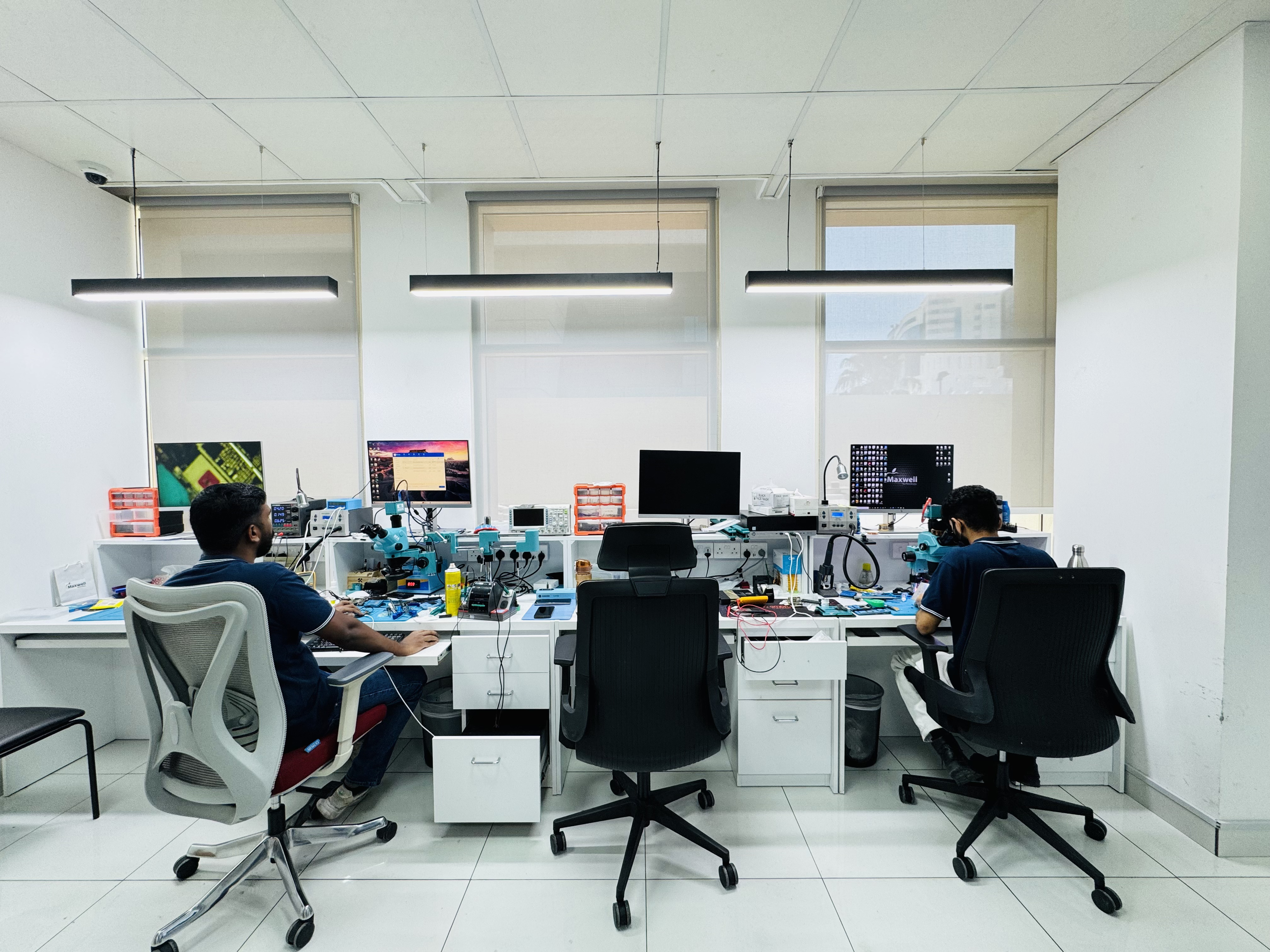 Maxwell Technology Team