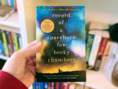 Record of a Spaceborn few - Becky Chambers