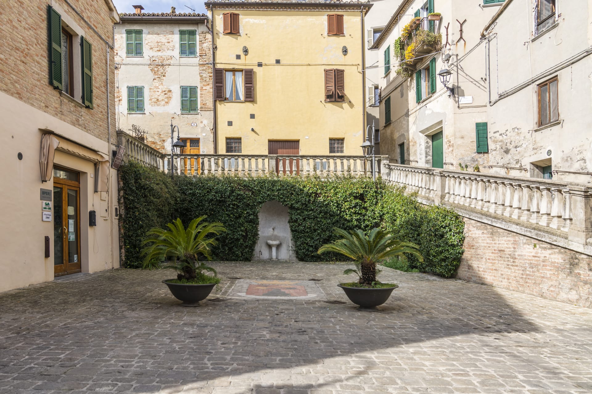 Exterior – photo 1