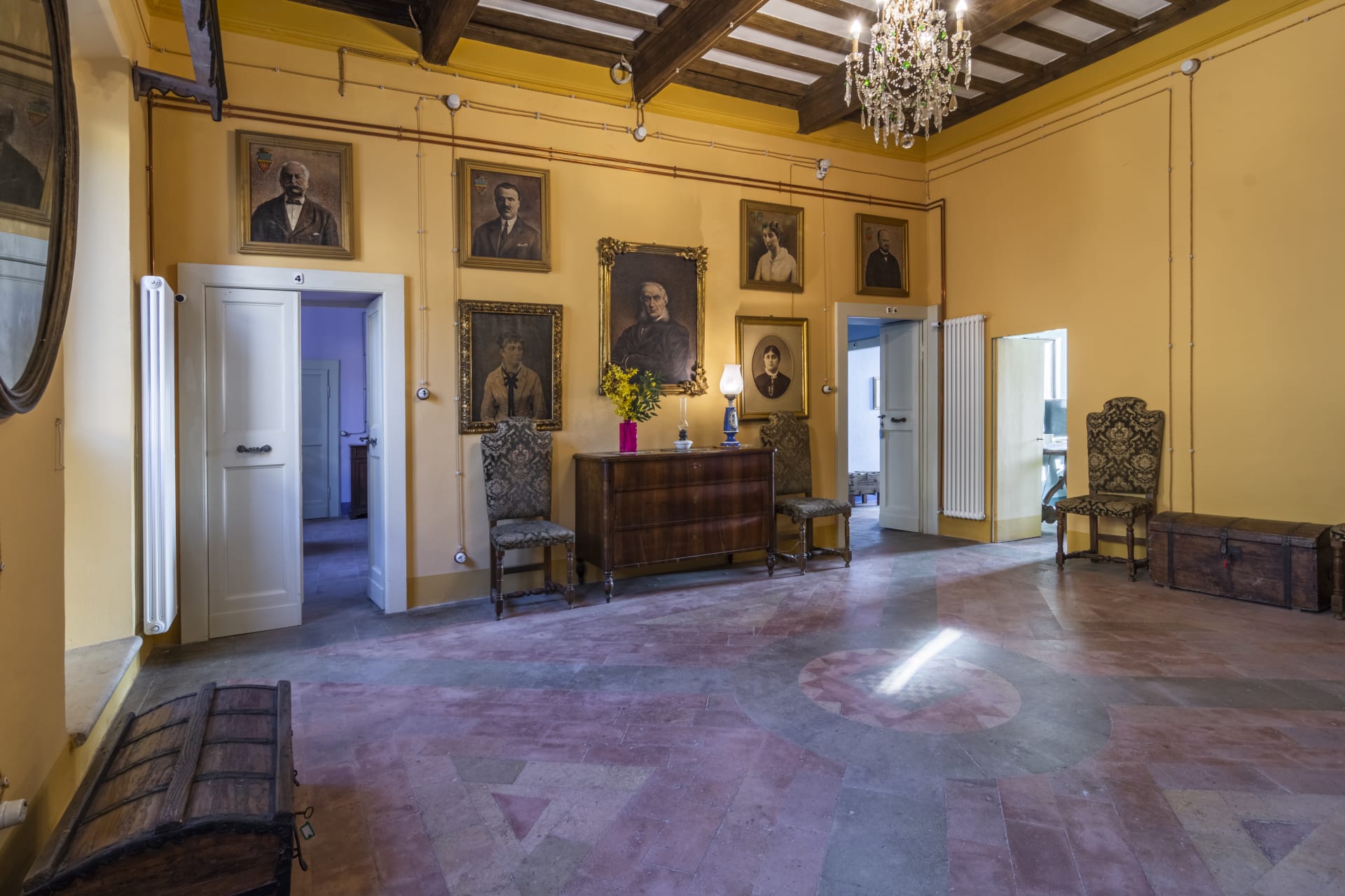 Living area – photo 5