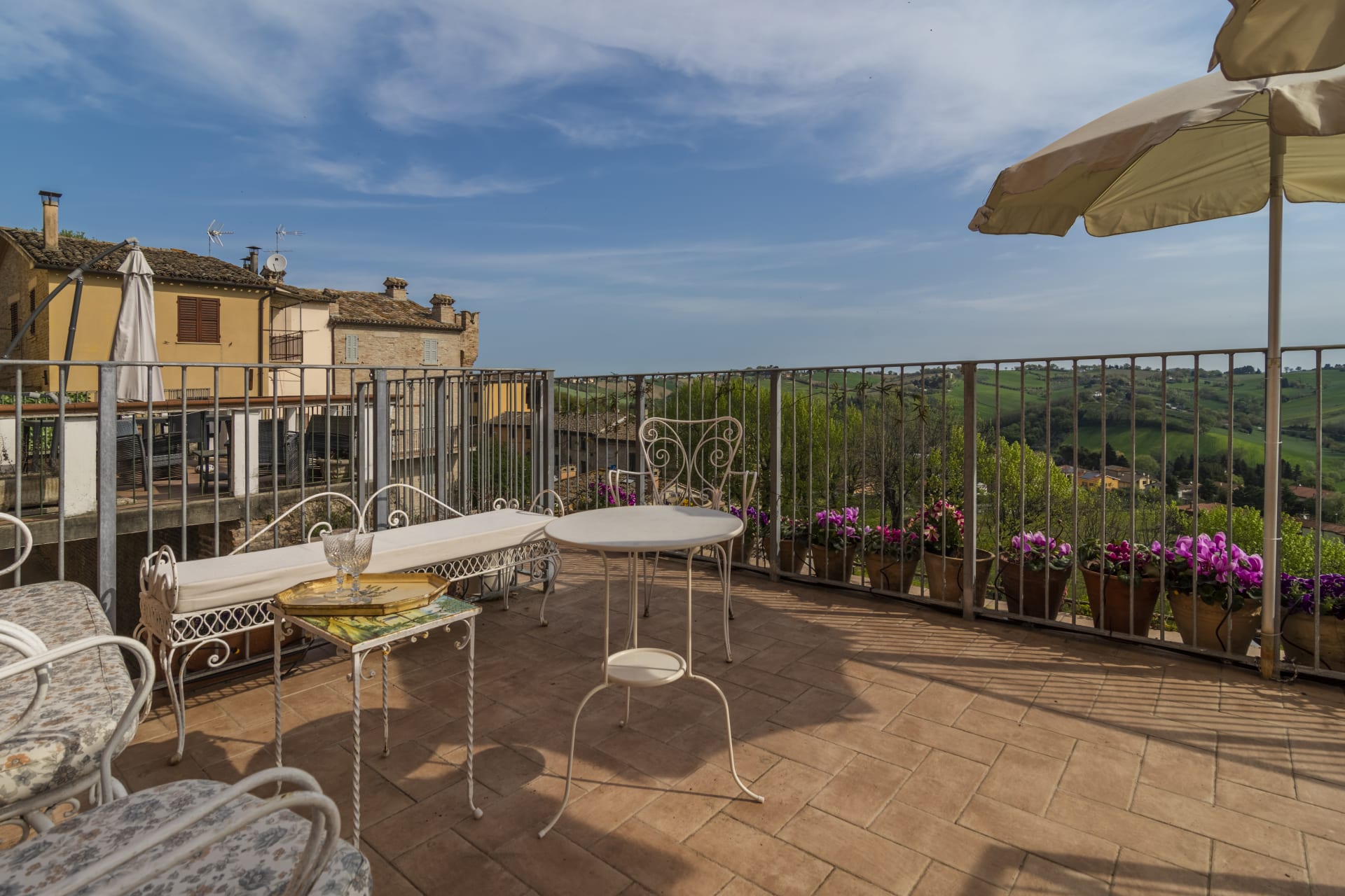 Terrace – photo 3