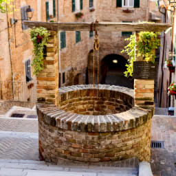 Exterior – photo 3