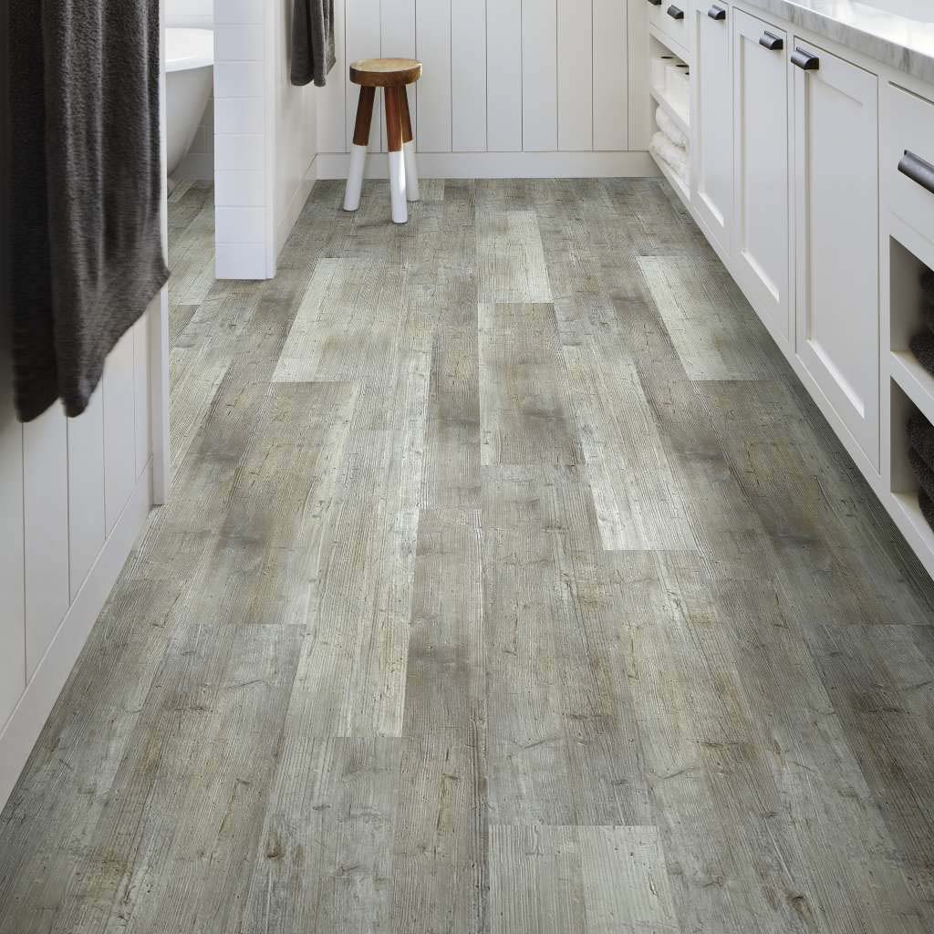 Distinct Pine view 4