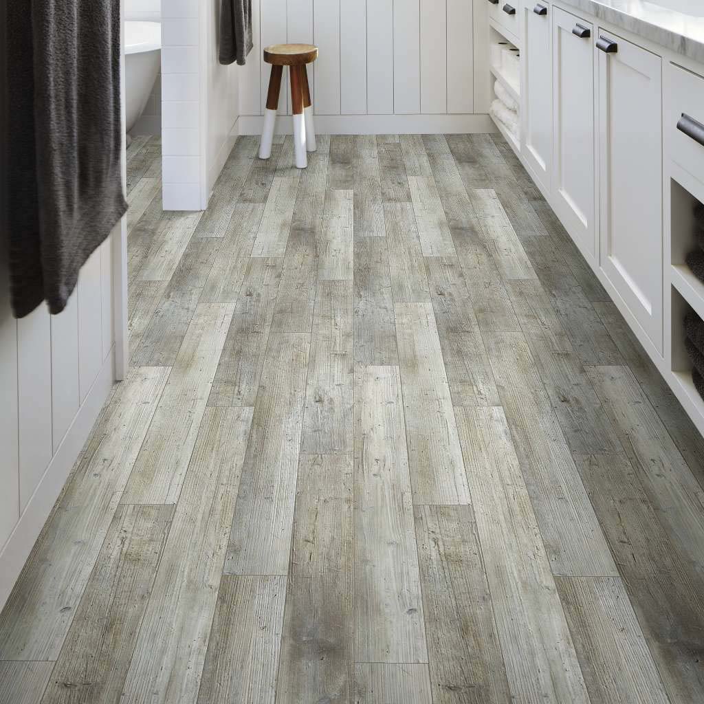 Distinct Pine view 3