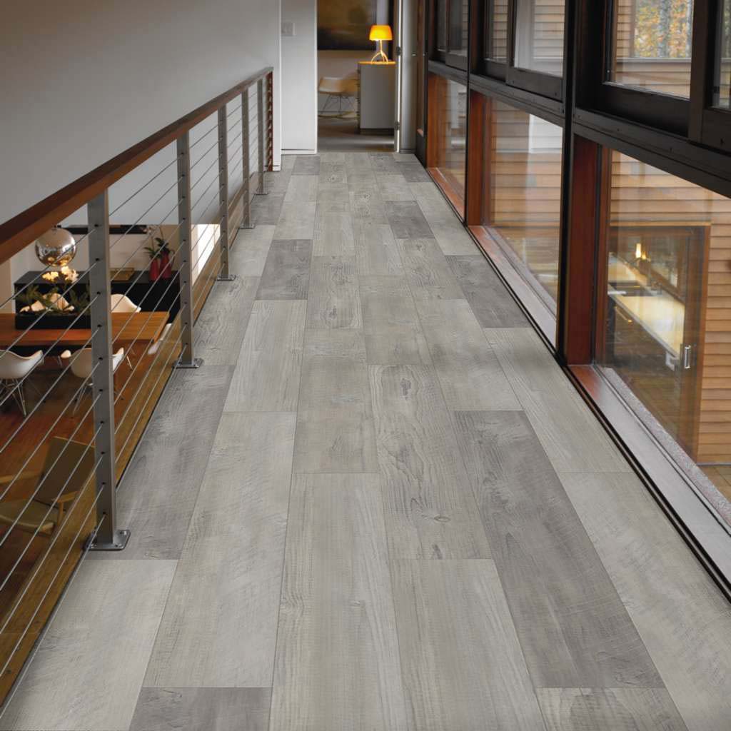 Reclaimed Pine view 3