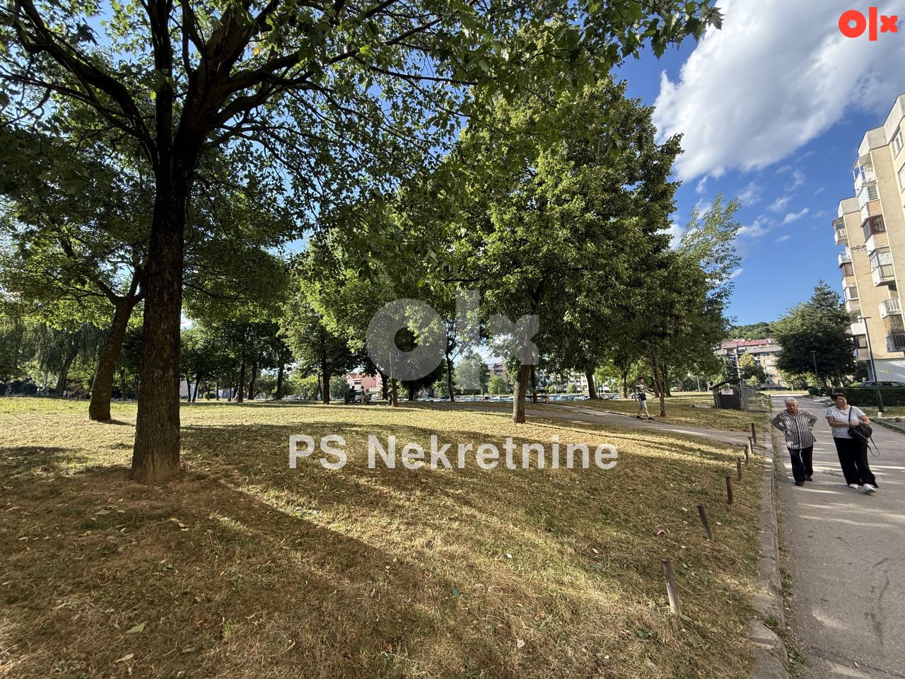 Dvosoban stan / Nova Dobrinja, Istočno Sarajevo 1. i 2. sprat
