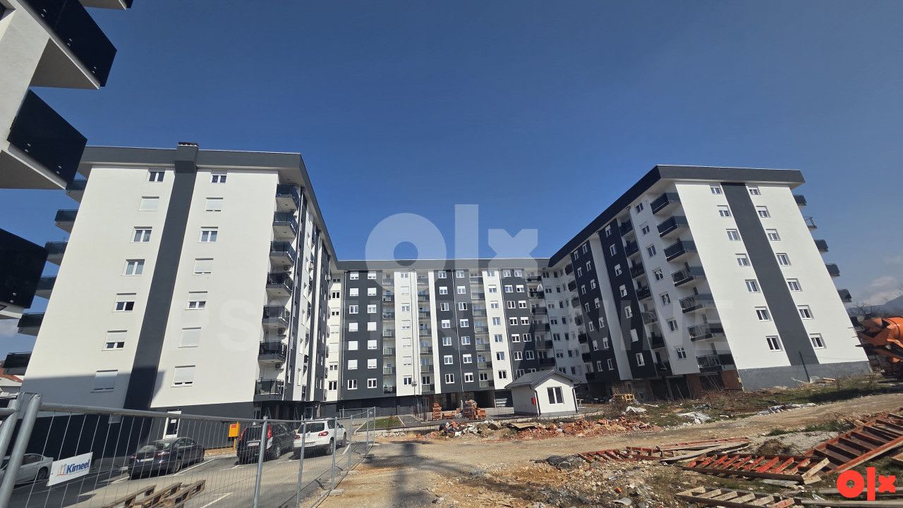 Trosoban stan Istočno Sarajevo / 59m2