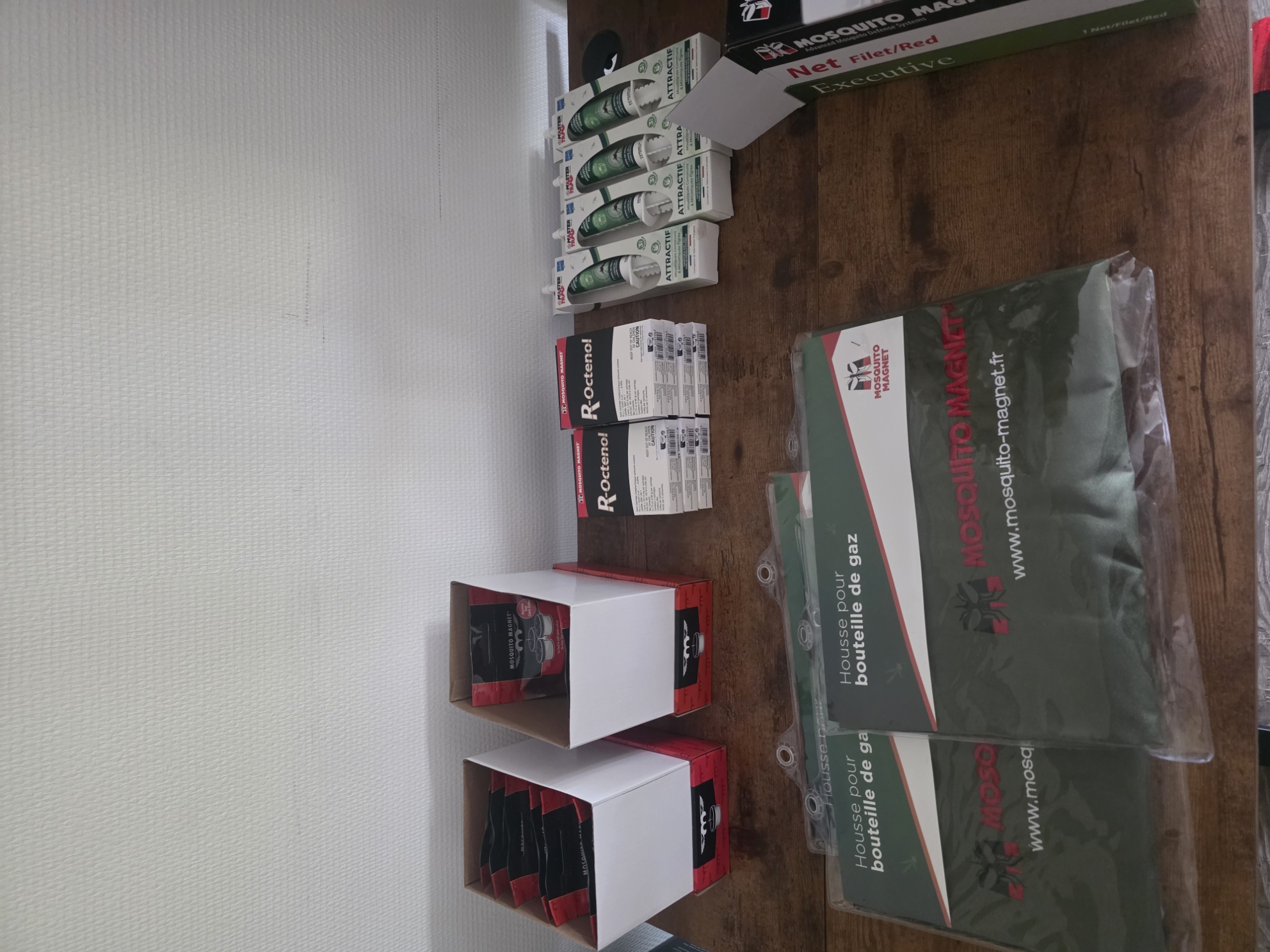Magasin au 31 RUE DE LA GROSSE PIERRE 78540 Vernouillet