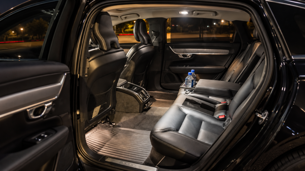 Volvo S90 interior detail 2