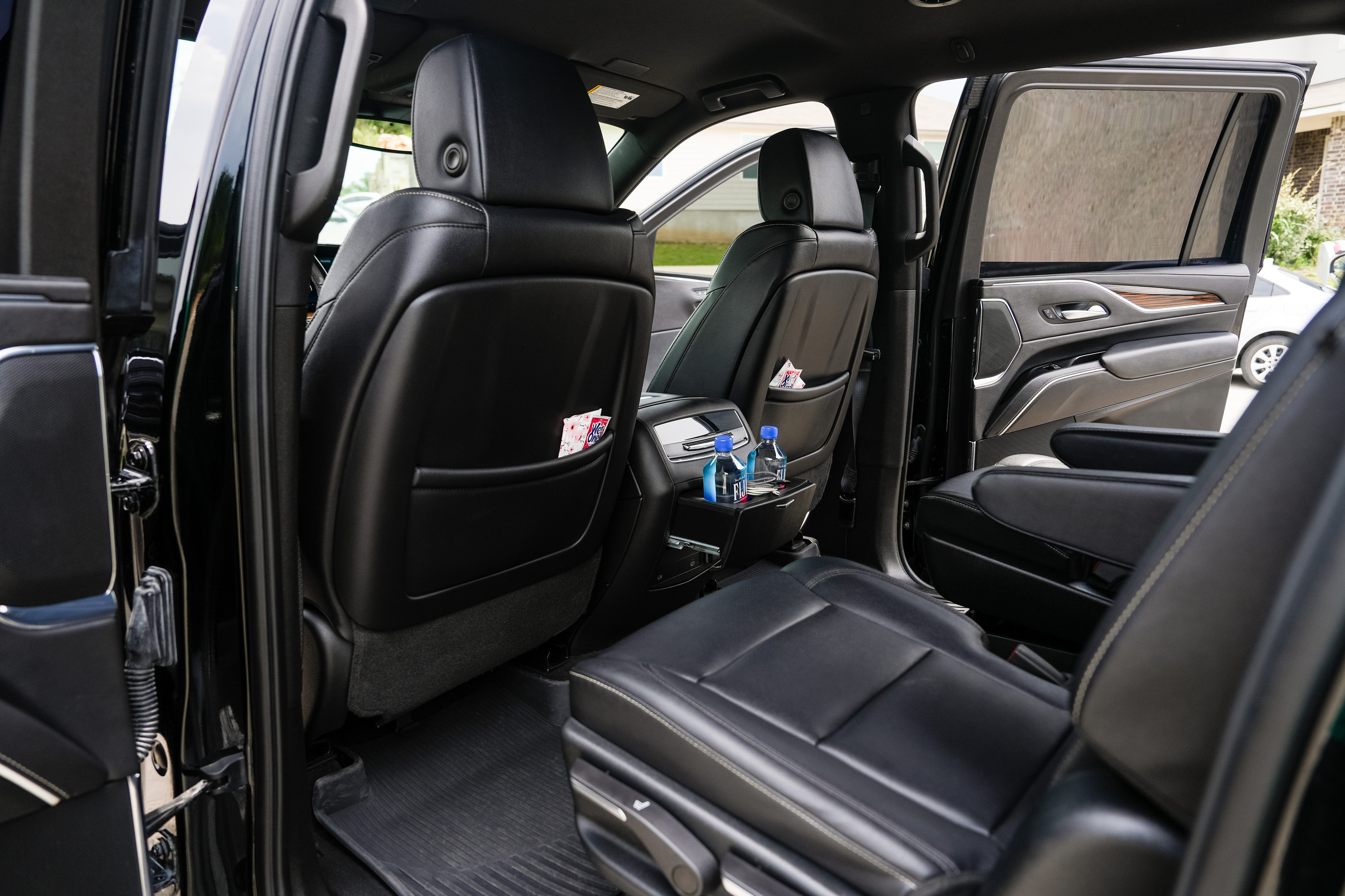 Cadillac Escalade interior detail 5
