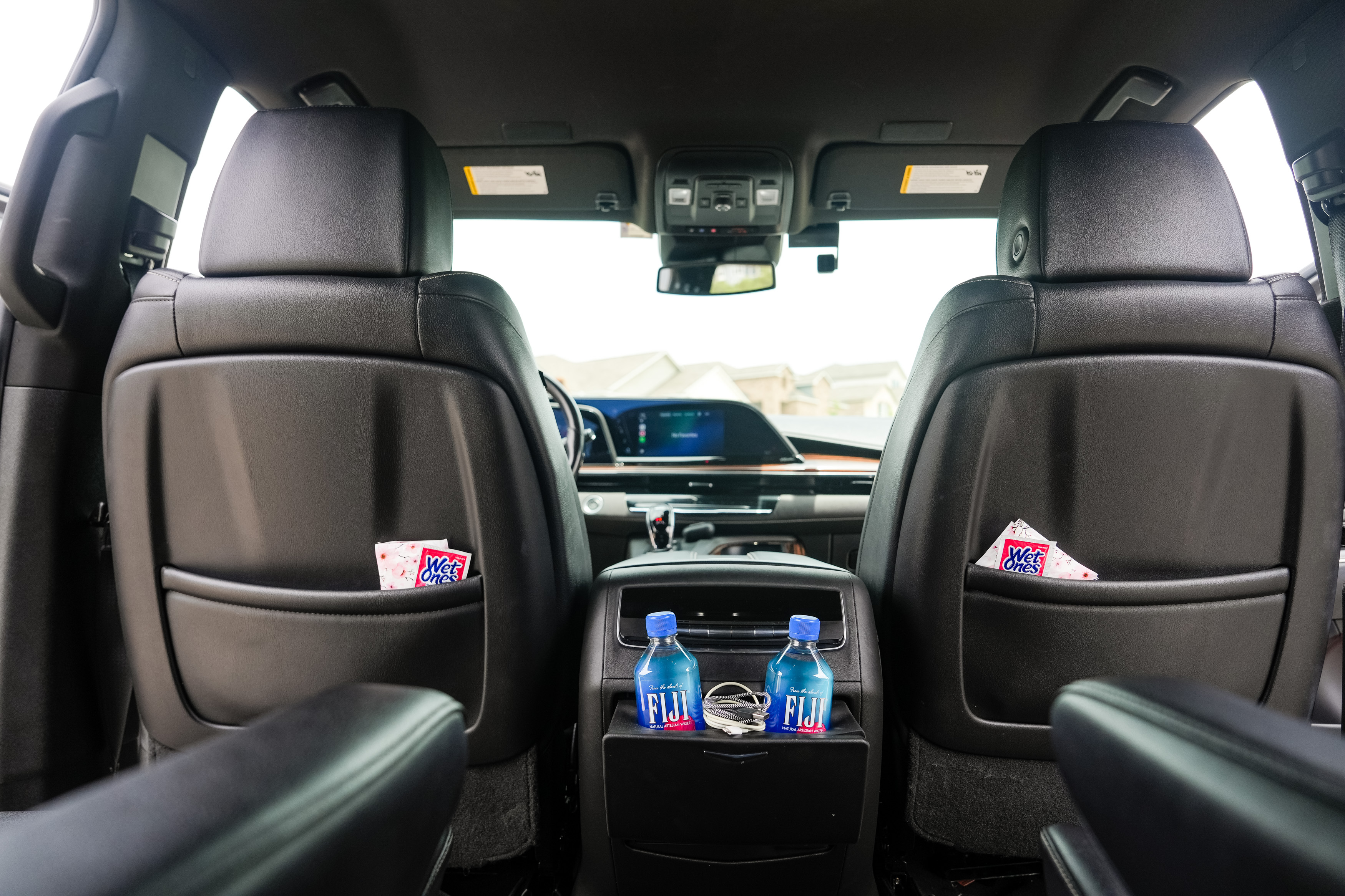 Cadillac Escalade interior detail 2