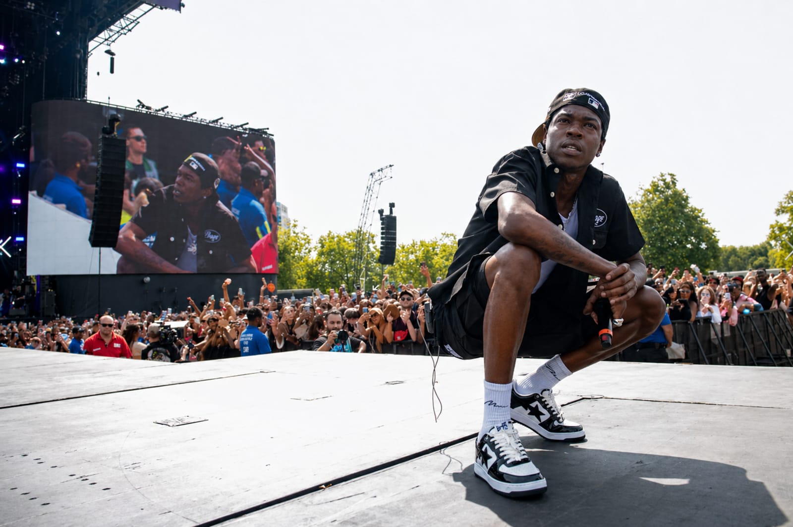 Skillibeng performing in front of a North American crowd