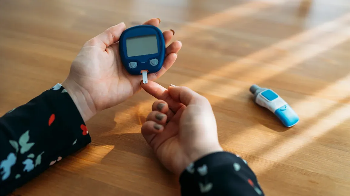 Best Glucometer in Sri Lanka (2026): Price, Strip Cost and Warranty Compared - Hu Med Health Blog Sri Lanka