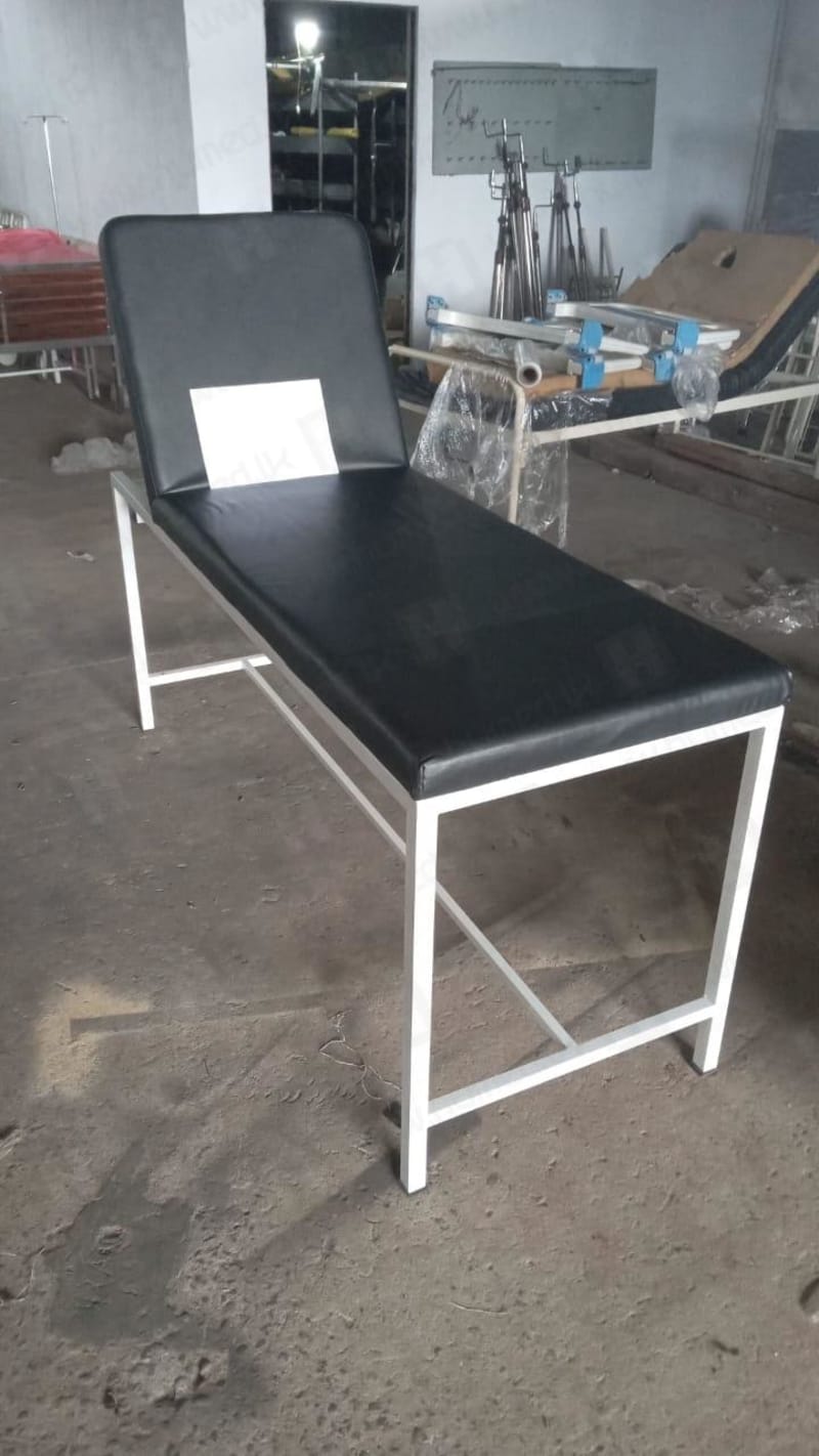 Examination Bed - Image 3