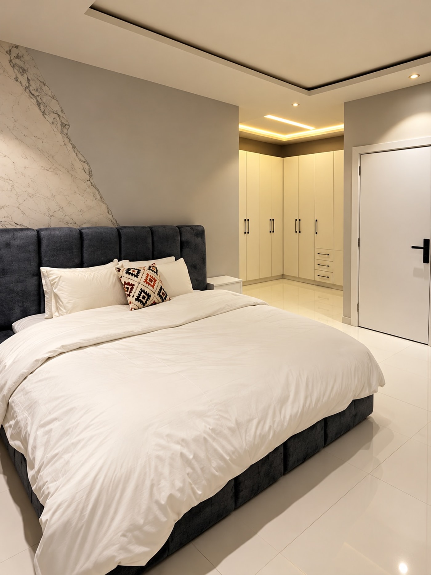 Luxury 3 Bedroom Apartment for Shortlet — photo 5