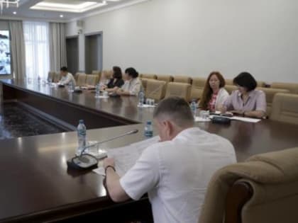 Более 200 операций провели врачи из Якутии в подшефном городе Докучаевск ДНР