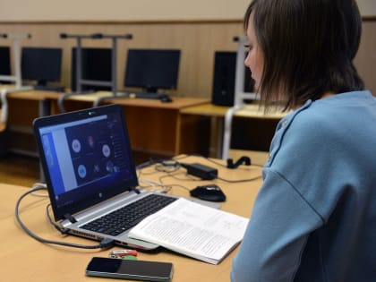 Вузы Дальнего Востока перешли на дистанционное обучение, в колледжах усилены меры безопасности