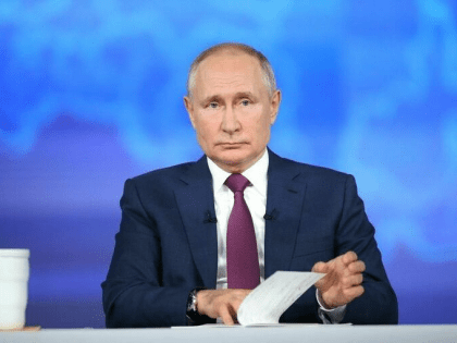 Путин подписал указ, закрепляющий единый статус многодетной семьи