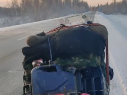 Мопед блогера-путешественника из Казахстана чуть не сгорел в Якутии