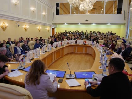 В Якутске наградили педагогов в сфере культуры и искусства республики