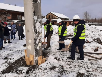 В якутском селе Кэскил заложили первую сваю многоквартирного жилого дома