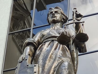 Суд взыскал с больницы 300 тысяч рублей компенсации за некачественное лечение пациента