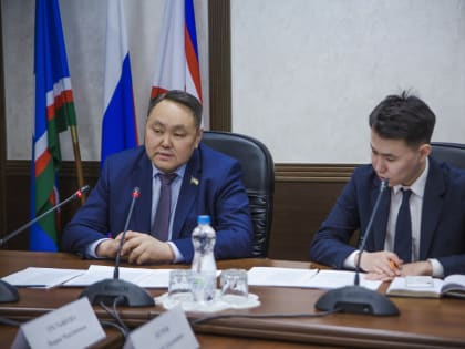 Альберт Семенов встретился с новым составом Молодежной палаты Якутска