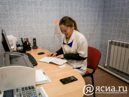 Более 160 специалистов трудоустроились по программам «Земский доктор» и «Земский фельдшер» в Якутии