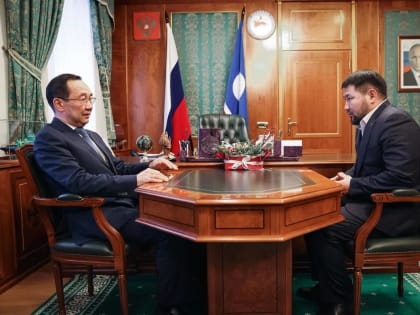 Айсен Николаев поручил мэру Якутска уделять повышенное внимание работе общественного транспорта и коммунальных служб