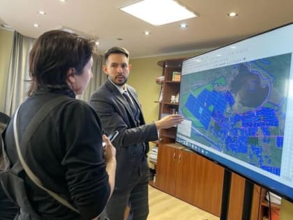 Депутаты принимают участие в распределении земельных участков многодетным семьям