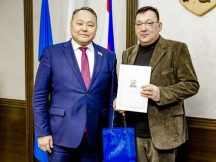 В Якутской городской Думе поздравили журналистов с Днем российской печати